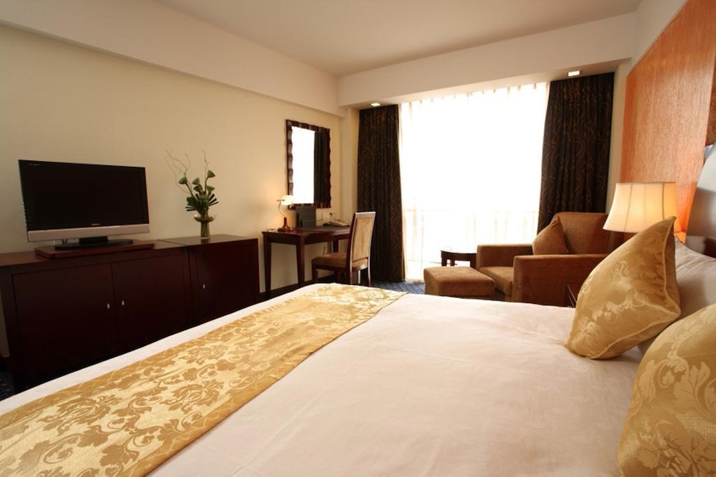 Argyle International Airport Hotel Shanghai Exterior photo